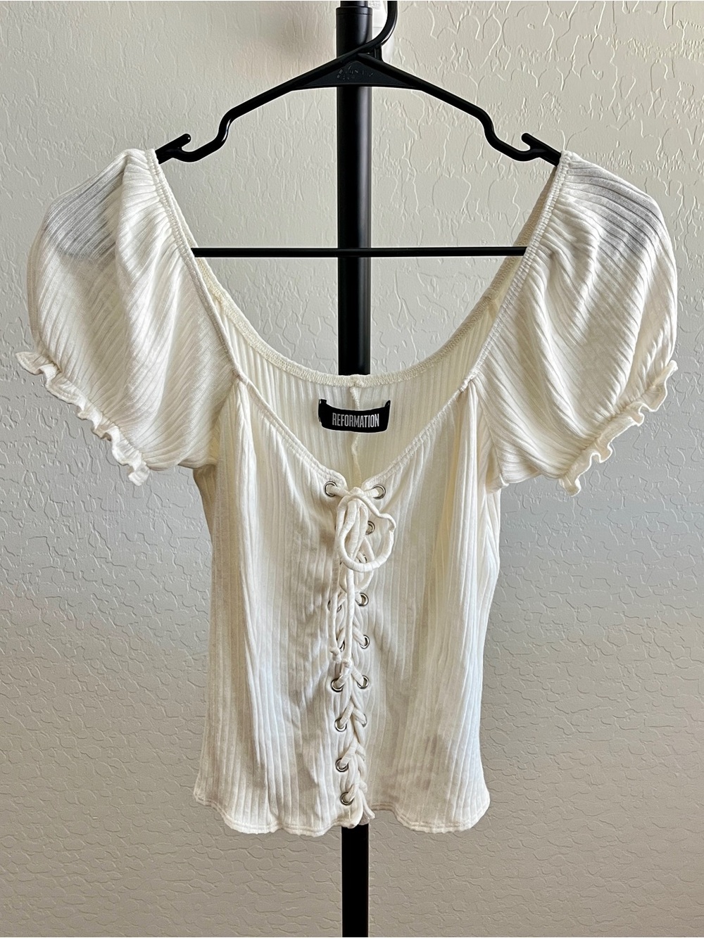 Reformation Cream Ribbed Lace-Up Puff Short Sleeve Top
